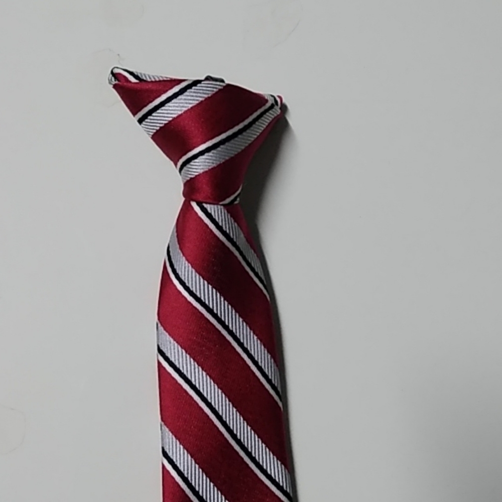 Clip on boy's tie